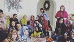 Seru! Siti KDI Makan di Restoran Salt Bae hingga Cicip Durian