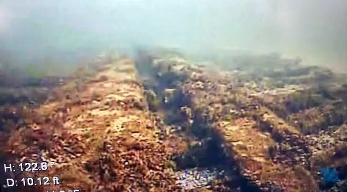 Temuan Bangkai Kapal di Danau Michigan oleh Ayah dan Putrinya yang berusia 6 tahun