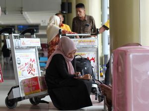 Bandara Minangkabau Hari Ini Ditutup Lagi gegara Abu Vulkanik Gunung Marapi