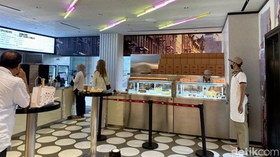 The Coach Coffee Shop Buka di Indonesia, Begini Suasananya!
