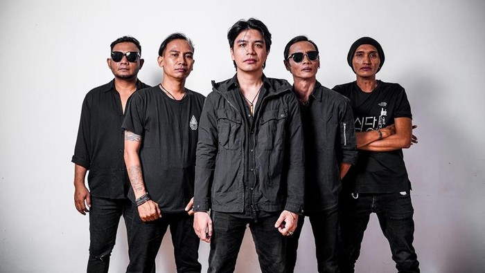 The Hud Band