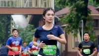 Potret manis Vinessa Inez yang hobi olahraga, mulai dari lari sampai yoga. (Foto: dok Instagram)