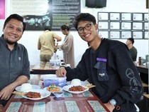 Alam Ganjar Makan Bareng Putra Mahfud MD di Jogja, Ini Menunya!