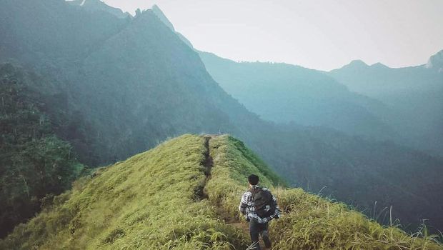 Bukit Watu Jengger.