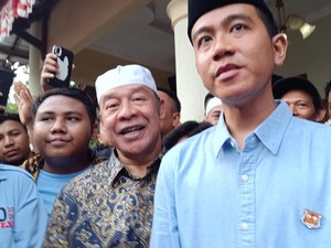 Gibran Didampingi Raffi Ahmad Kampanye di Ambon