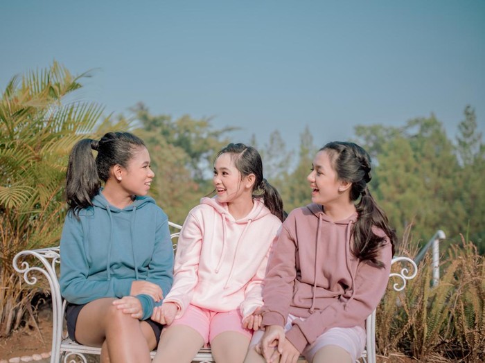 Girl group Svaragita