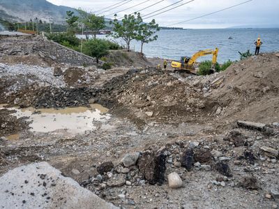 Jembatan Amblas di Jalur Trans Sulawesi Mulai Diperbaiki