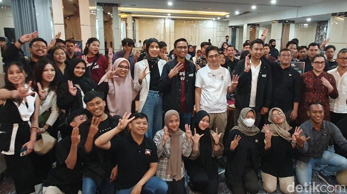 Ketua TPN, Arsjad Rasjid meminta anak muda jadi solusi dalam menghadapi isu bangsa.