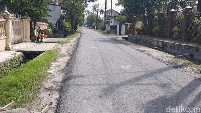 Kondisi Jalan Sei Batu Gingging Pasar X