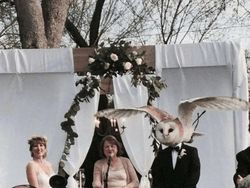 Kumpulan Foto Kebetulan Lucu dengan Jepretan Kamera yang Tepat