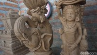 Pancuran air motif gajah minta setinggi 50 cm Rp 300 ribu, sedangkan pot bonsai berukir Rp 250 ribu. Ia juga menghasilkan berbagai patung dewa China, Hindu, patung Buddha, serta raja dan ratu Majapahit.