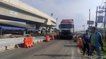 Potret Kepadatan Imbas Penutupan Flyover Juanda