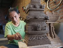 Perajin Terakota Eksis Puluhan Tahun Produksi Candi-Patung Raja Majapahit