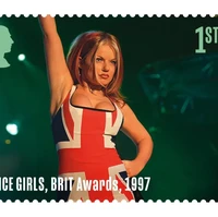 Beberapa penampilan mereka di Brit Awards dan seremoni penutupan Olimpiade 2012 turut disertakan. Total ada 15 prangko yang ditawarkan. (Foto: Dok. Royal Mail)
