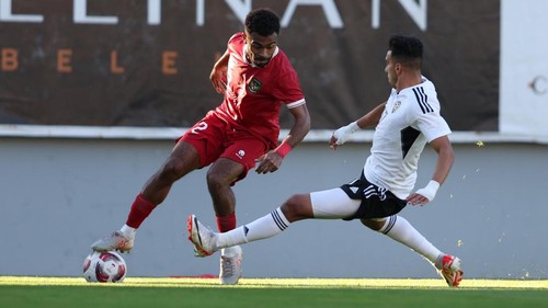 Indonesia takluk 1-2 dari Libya dalam laga uji coba jelang Piala Asia 2023. Garuda sempat memimpin lebih dulu sebelum lawan bangkit dan membalikkan keadaan.