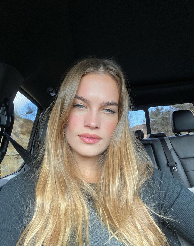 Stormi Bree berprofesi sebagai model. Ia terlahir dengan nama Stormi Henley dan aktif di dunia modeling sejak 2008. Foto: Instagram/@stormibree