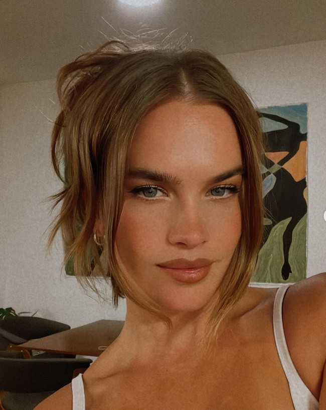 Stormi pernah menjajal dunia akting. Mantan ratu kecantikan ini pernah mendapat peran kecil di sejumlah proyek film, video klip dan satu episode di serial ‘Brooklyn Nine-Nine’. Foto: Instagram/@stormibree