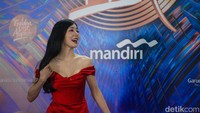 Tiffany Young, senyumanmu itu lo... Foto: Andhika Prasetia/detikHOT.