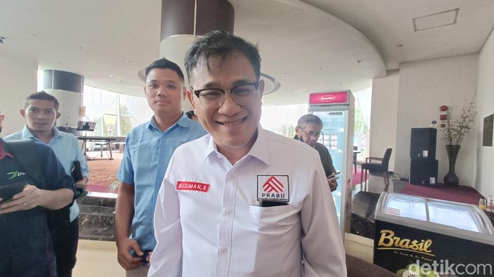 Wakil Ketua Dewan Pakar Tim Kampanye Nasional (TKN) Prabowo Subianto-Gibran Rakabuming Raka, Budiman Sudjatmiko saat di Purwokerto, Sabtu (6/1/2024).