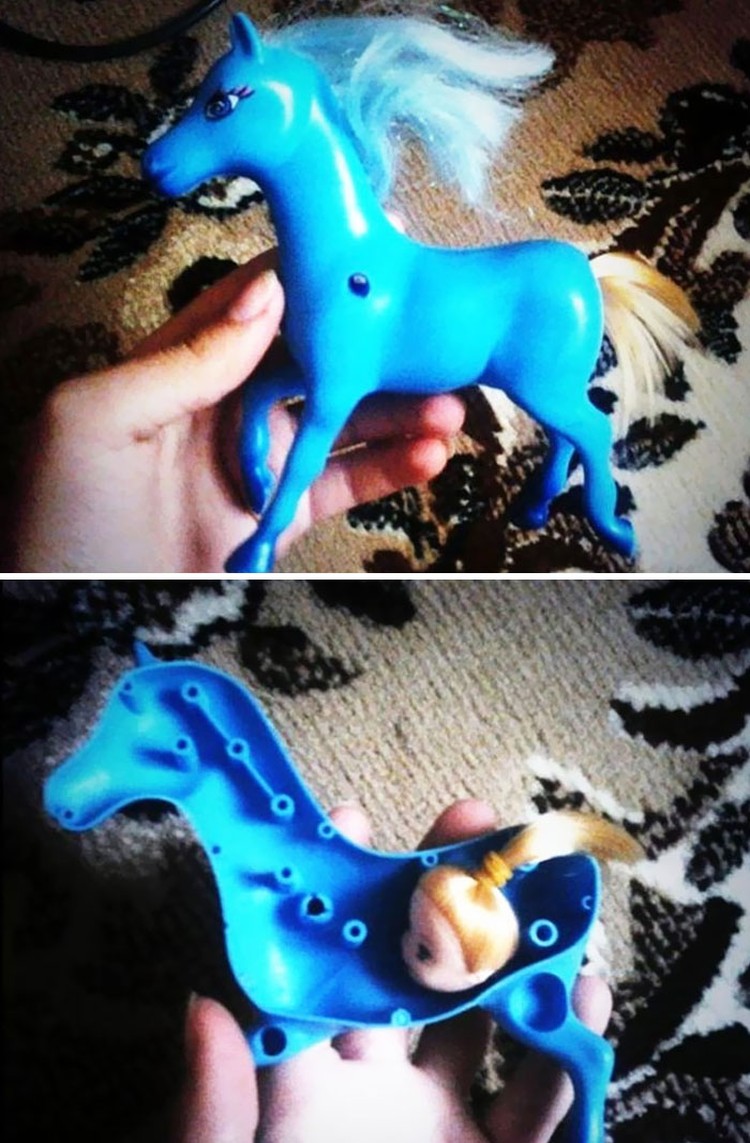 10 Desain Mainan Anak yang Gagal, Tampak Aneh dan menyeramkan Siapa yang menyangka kalau daftar mainan anak berikut ini sepertinya gagak desain. Bukannya menjadi lucu atau keren, malau tampak aneh dan menyeramkan.