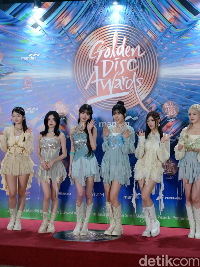 5 Jepretan IVE Seperti Bidadari di GDA 2024