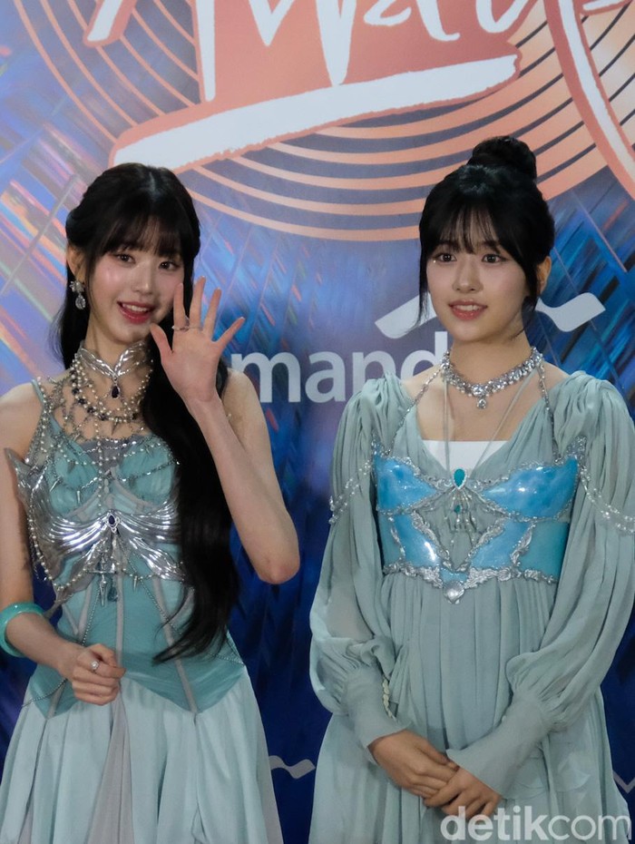 Adu Gaya Artis KPop di Red Carpet GDA 2024, NewJeans Hingga IVE Adu Gaya Artis KPop di Red Carpet GDA 2024, NewJeans Hingga IVE