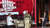 Prabowo, Ganjar dan Anies Baswedan saling beradu ide di segmen ketiga debat Capres 2024.