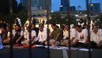 Aksi Pendukung di Debat Ketiga Pilpres 2024