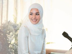 Gaya Hijab Calon Istri Pangeran Abdul Mateen Khatam Alquran Jelang Pernikahan