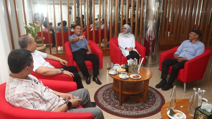 Bupati Ipuk bertemu dengan Aspotdirga KASAU Marsekal Muda Andi Wijaya