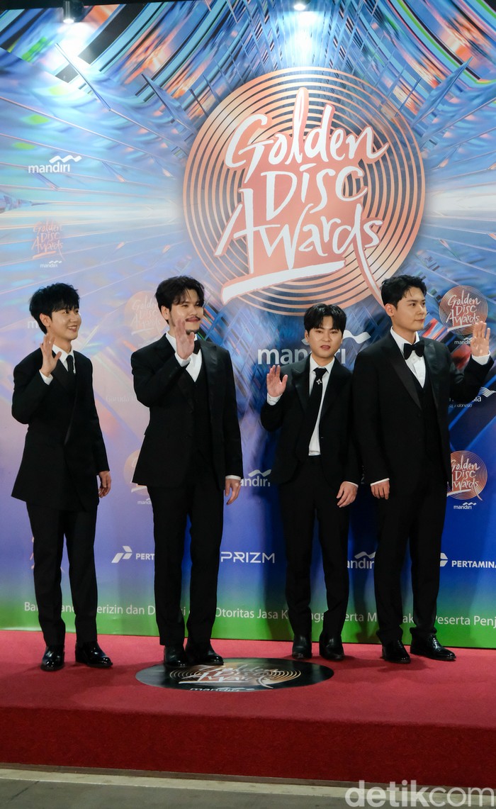 Gaya 'Klasik' LA POEM di GDA 2024