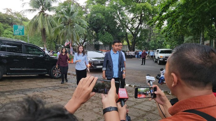 Gibran tiba di Kertanegara. Prabowo lebih dulu tiba (Adrial Akbar/detikcom)