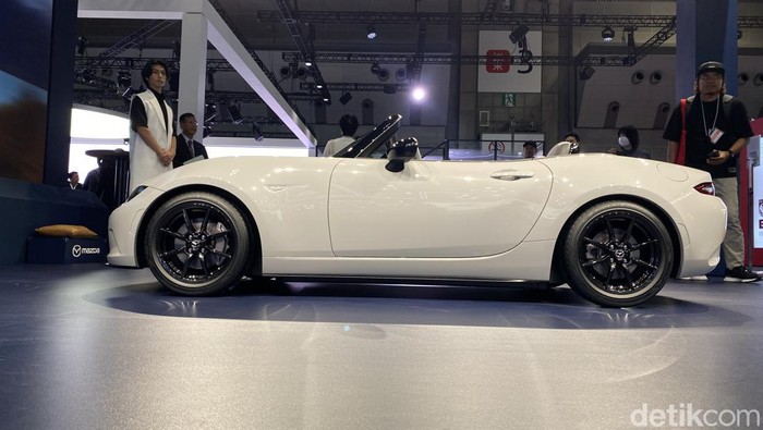 Mazda MX-5 Miata Mini Mazda MX-5 Miata Mini hadir di Japan Mobility Show 2023