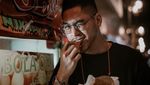Mesranya Krisjiana Baharudin dan Siti Badriah Saat Makan Bakso dan Ayam Goreng