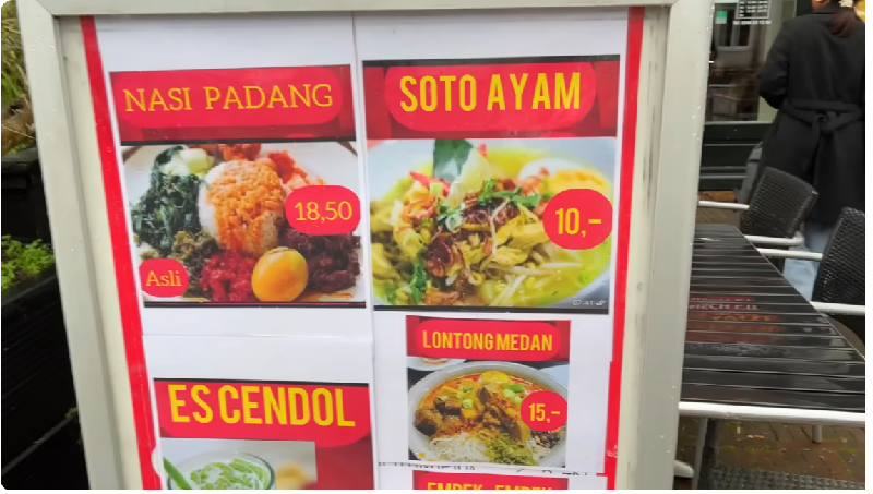 Warung Anisah, sebuah restoran Indonesia di Belanda yang menawarkan menu nasi Padang