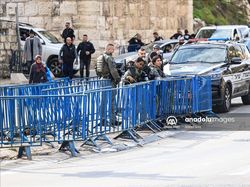 Israel Batasi Jemaah ke Masjid Al Aqsa hingga Usir Pakai Gas Air Mata