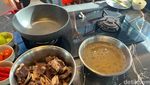Sedapnya Steak Saus Chimicuri hingga Asam-Asam Iga ala Veronica Tan