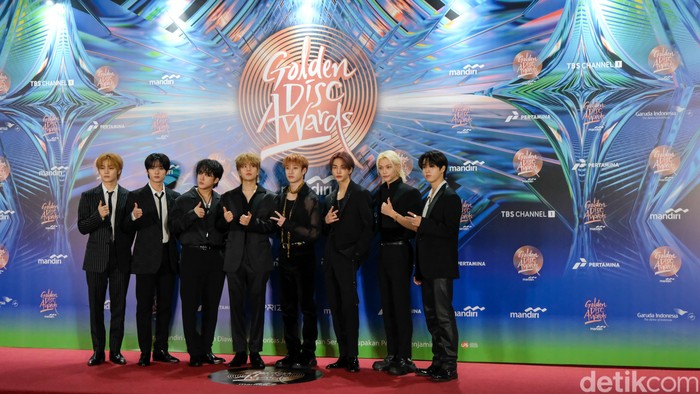 Stray Kids Serba Hitam di GDA 2024, Buat Para STAY Terkesima Stray Kids Serba Hitam di GDA 2024, Buat Para STAY Terkesima