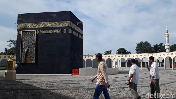 Replika Kabah di Wisata Edukasi Religi Boyolali pada Minggu (7/1/2024).