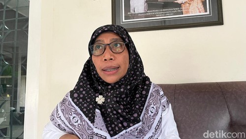 Anggota KPU NTB Zuriati saat ditemui di Kantor KPU pada Senin (7/1/2024).