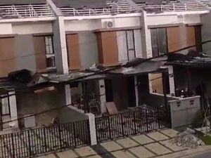 Diterpa Puting Beliung, 20 Lebih Rumah di Gunungsindur Bogor Rusak