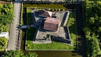 Foto udara Benteng Barnaveld di Desa Amasing Kota, Pulau Bacan, Kabupaten Halmahera Selatan, Maluku Utara, Senin (8/1/2024).