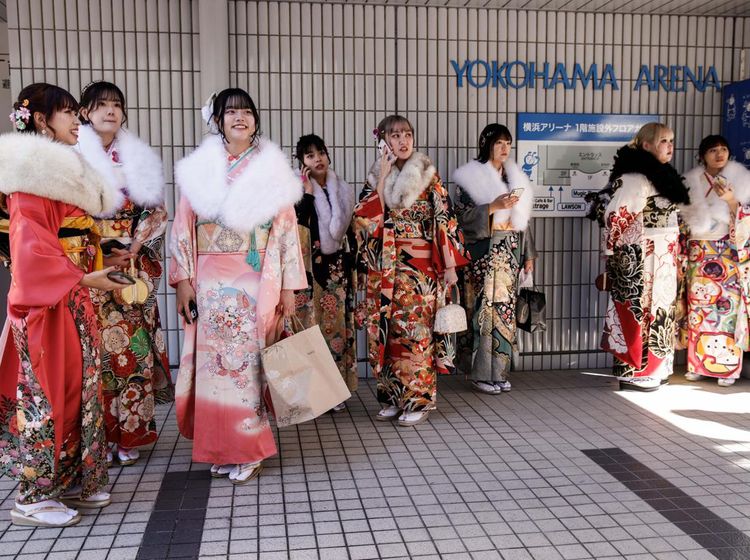 Cantiknya Gadis-gadis Jepang saat Rayakan Hari Kedewasaan