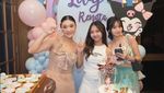 Keseruan Catheez saat Jajan di Angkringan hingga Makan Oyster