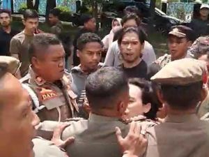 Demo Calon Pegawai Non-ASN RS Jantung Sultra Ricuh, 2 Orang Luka