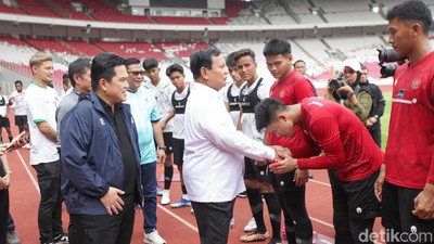 Ditemani Erick Thohir, Prabowo Sapa Squad Timnas U-20