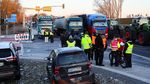 Puluhan Traktor Kembali Turun ke Jalan Bikin Lalin di Berlin Lumpuh