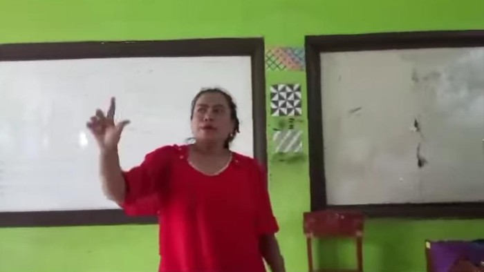 Heboh Video Guru Nyanyikan Lagu Dukung Prabowo di Kelas