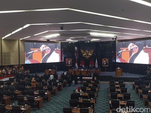 Legislator PKS Interupsi Rapat DPRD DKI, Tolak Vaksinasi COVID Berbayar