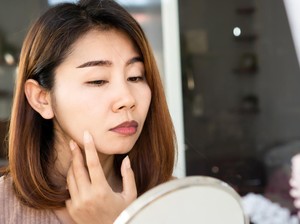 Arti Kedutan Bibir Kiri Atas dan Masalah Medisnya